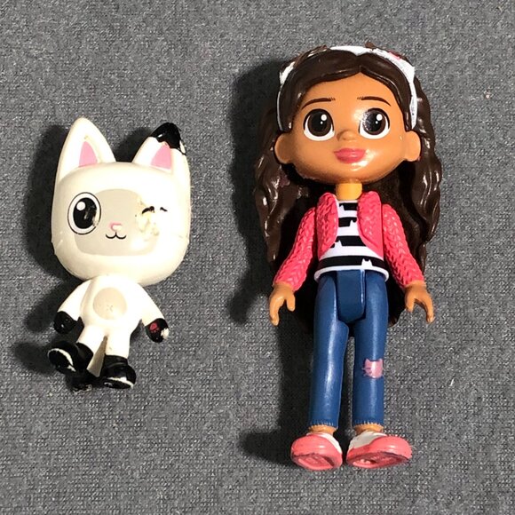 Gabby's Purrfect Dollhouse Playset Replacement Parts Tent 2 Figures - Picture 2 of 9